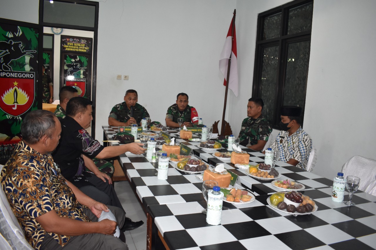 Irdam IV/Diponegoro Perintahkan Anggotanya Bantu Warga Dengan Maksimal